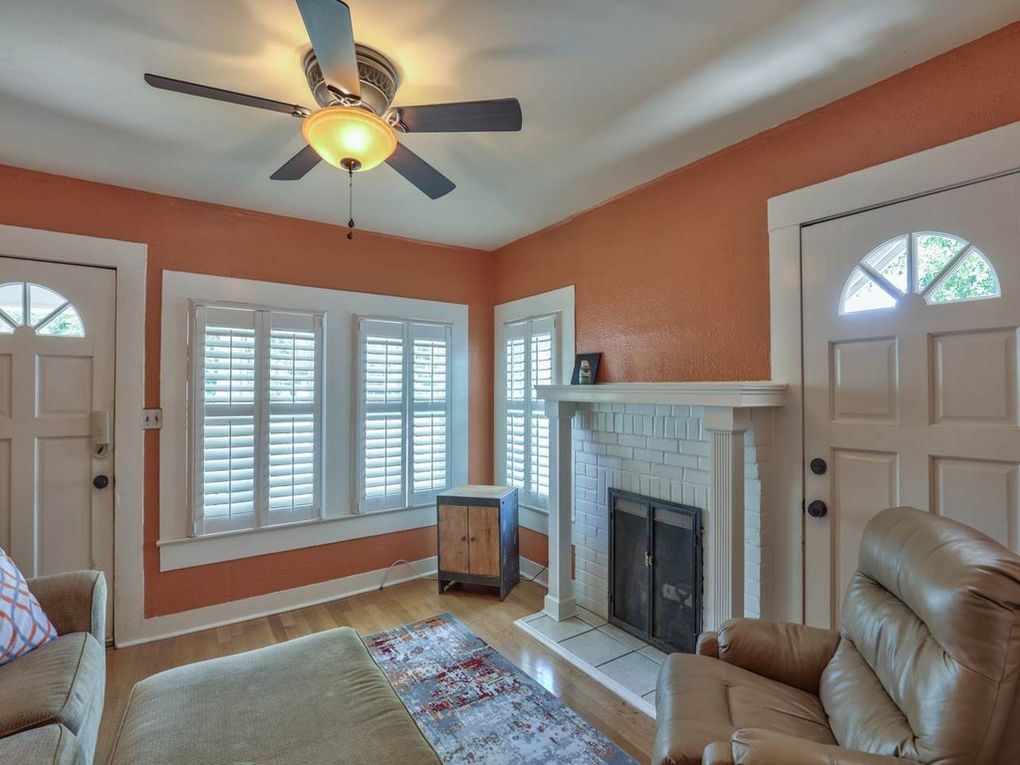 Listing photo 4