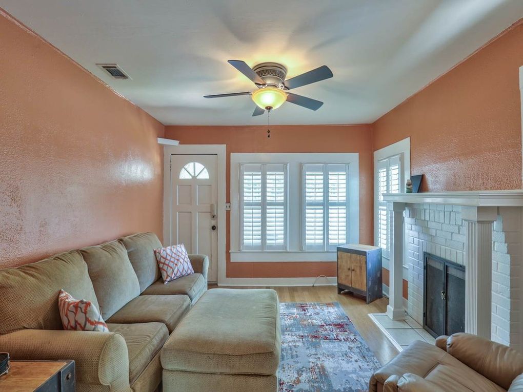 Listing photo 6