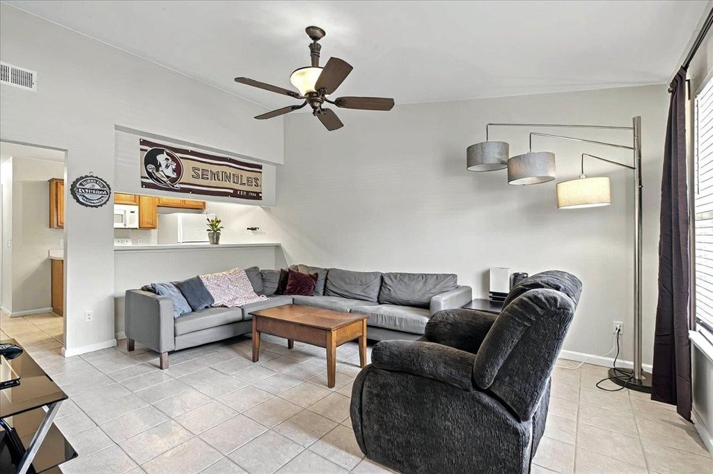 Photo of 2525 Hartsfield Rd Apt 12 Tallahassee FL 32303